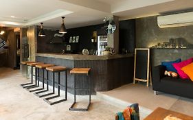 Revolution Hostel Asoke
